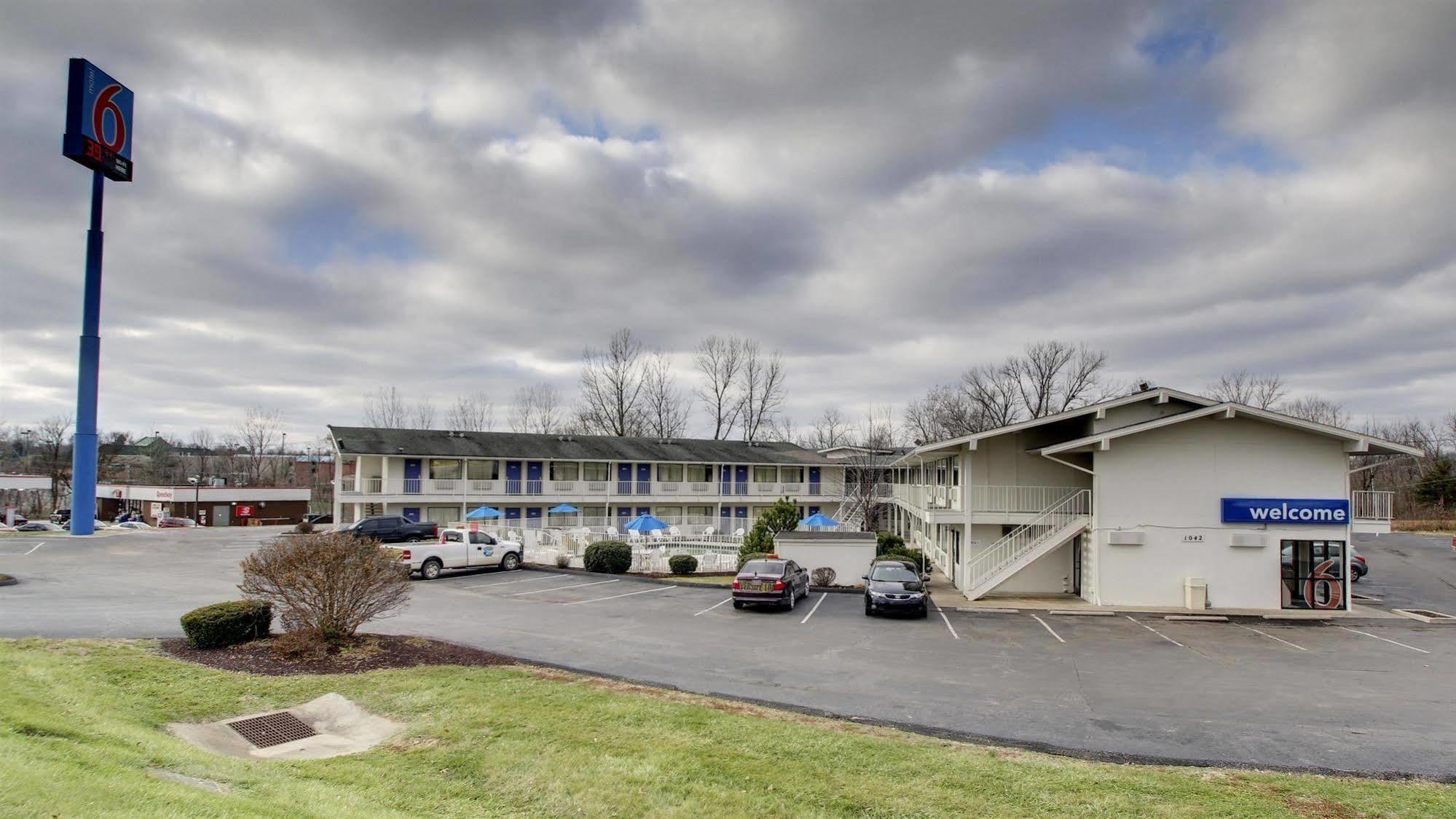 Motel 6 Elizabethtown Exterior foto